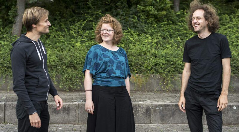 Trio A.M.O. beim Stadtteiltreffs Waldhäuser Ost Tübingen