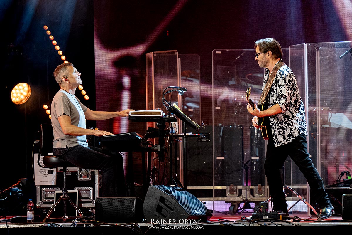 Al Di Meola bei der jazzopen Stuttgart 2024