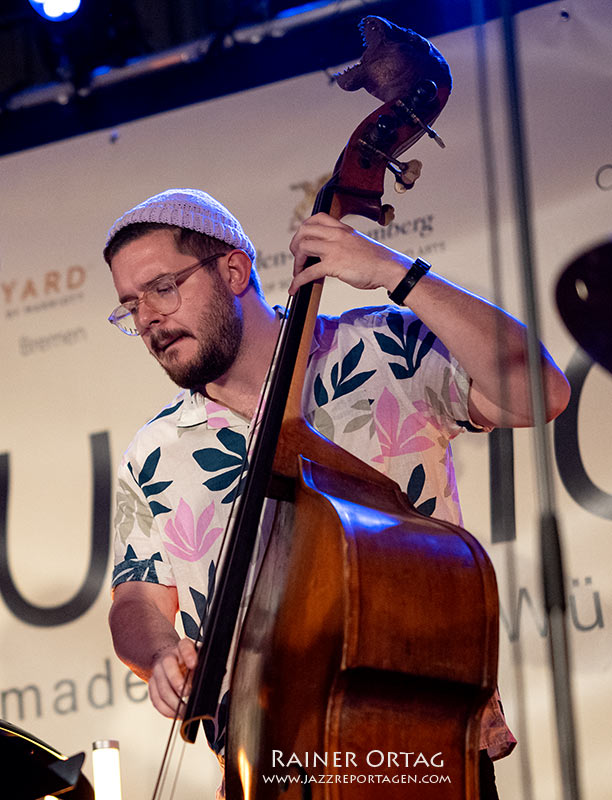 Jan Mikio Kappes bei der Clubnight der jazzahead 2024