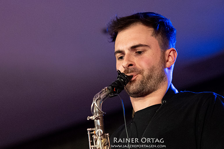 Julian Drach bei der Clubnight der jazzahead 2024