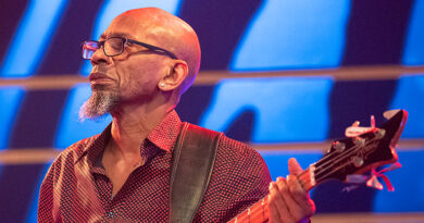 Reggie Washington bei der 53. Internationalen Jazzwoche Burghausen 2024