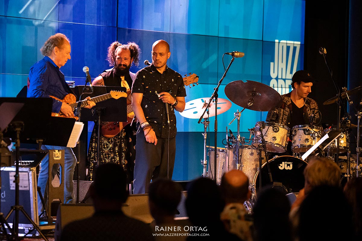 Lee Ritenour und Dave Grusin bei der jazzopen Stuttgart 2024