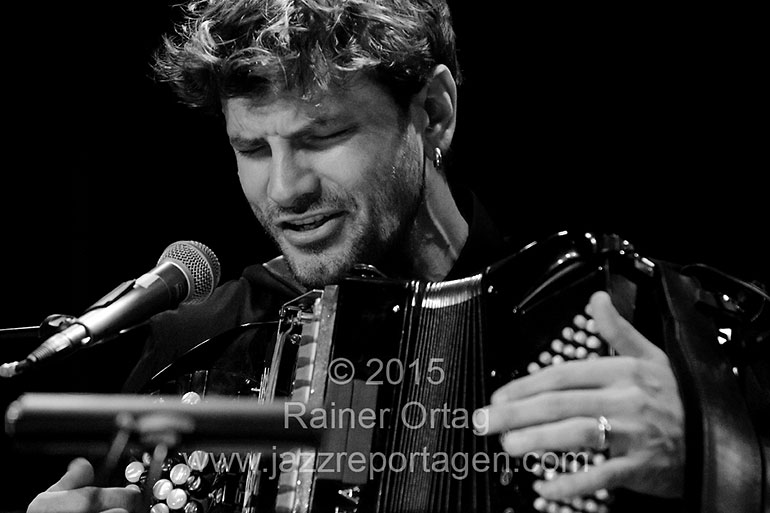 Vincent Peirani beim SWR New Jazzmeeting 2013 im Sudhaus Tübingen